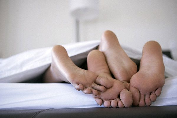 польза спать голым